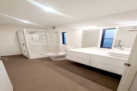 Photo of property in 10b Swanleigh Place, Ilam, Christchurch, 8041