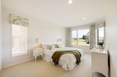 Photo of property in 2 Haydon Place, Amberley, 7410