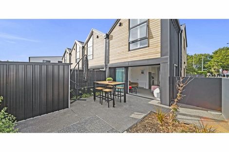 Photo of property in 8a Champion Street, Edgeware, Christchurch, 8013