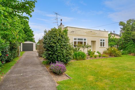 Photo of property in 41 Rhodes Street, Carterton, 5713
