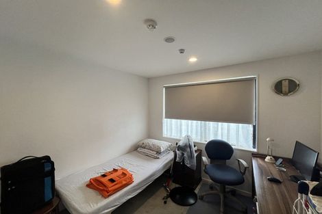 Photo of property in Apollo Apartments, 2/46g Rosedale Road, Rosedale, Auckland, 0632