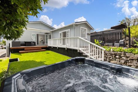 Photo of property in 118 Shackleton Road, Mount Eden, Auckland, 1024