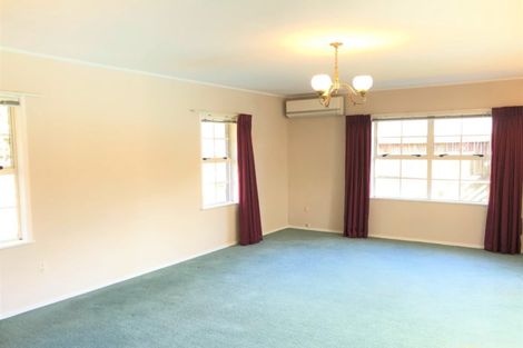Photo of property in 19 Nui Mana Place, Te Atatu South, Auckland, 0610