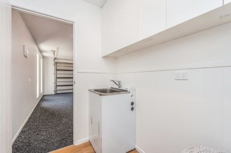 Photo of property in 2 Marjoriefield Mews, Fitzroy, Hamilton, 3206