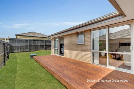 Photo of property in 17 Perla Road, Pukekohe, 2120