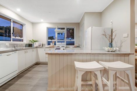 Photo of property in 1/179 Centreway Road, Orewa, 0931