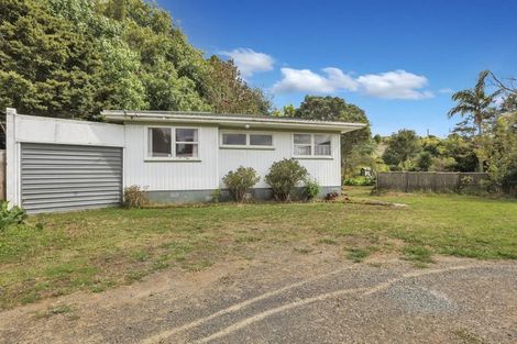 Photo of property in 15 Bays Road, Orere Point, 2585