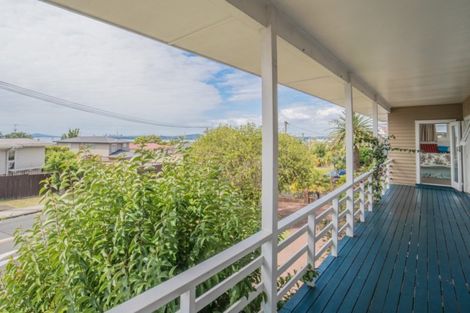 Photo of property in 281 Te Atatu Road, Te Atatu South, Auckland, 0610