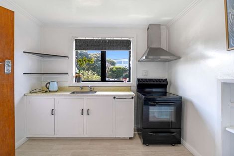 Photo of property in 37 Scobie Road, Waverley, Dunedin, 9013