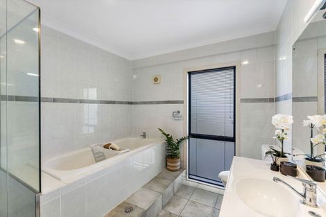 Photo of property in 5 Kowhai Road, Whenuapai, Auckland, 0618