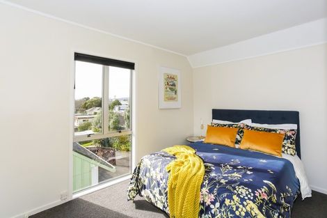 Photo of property in 2/14 Wood Street, Papakura, 2110