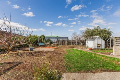 Photo of property in 18 Lee Road, Taradale, Napier, 4112