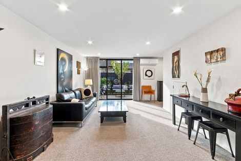 Photo of property in 6/91 Springfield Road, St Albans, Christchurch, 8014