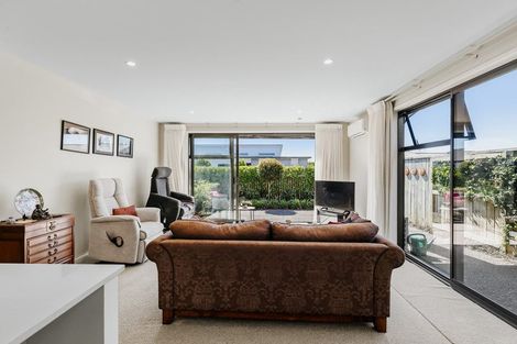 Photo of property in 31 Franks Way, Papamoa Beach, Papamoa, 3118