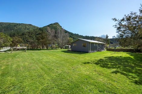 Photo of property in 137 Wakamarina Road, Canvastown, Havelock, 7178