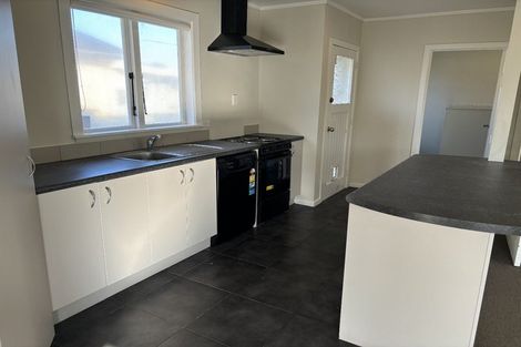 Photo of property in 14 Beatty Road, Pukekohe, 2120