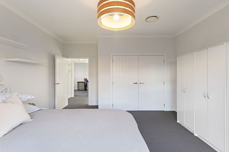 Photo of property in 58 Rodeo Drive, Kelvin Grove, Palmerston North, 4414