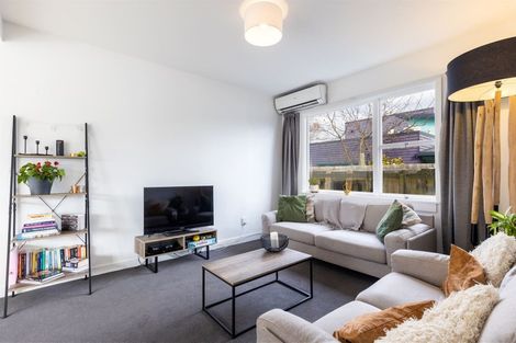 Photo of property in 7c Avonhead Road, Avonhead, Christchurch, 8042