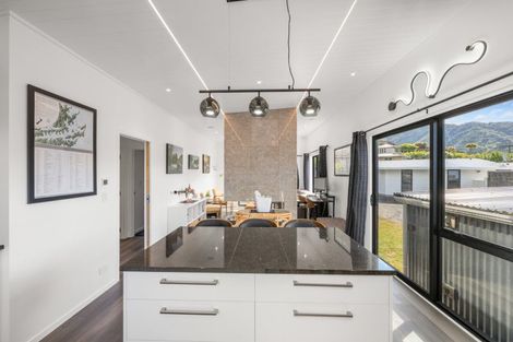 Photo of property in 4a Seaview Crescent, Picton, 7220