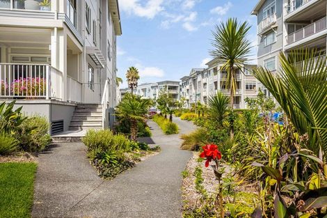 Photo of property in 16 Eaves Bush Parade, Orewa, 0931