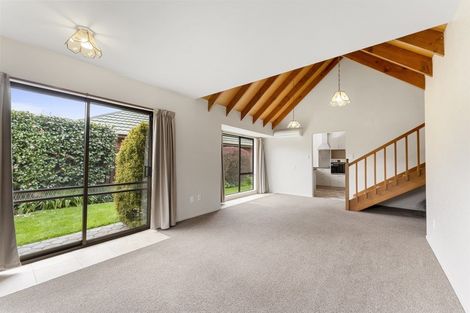 Photo of property in 10 Elvira Court, Bishopdale, Christchurch, 8053