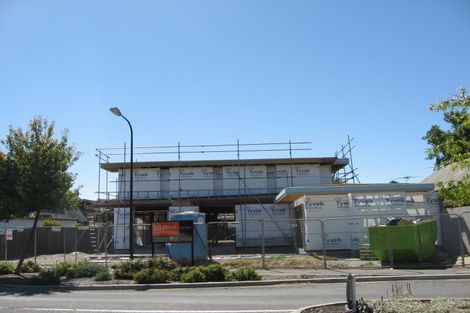 Photo of property in 79 Aikmans Road, Merivale, Christchurch, 8014
