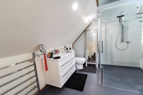 Photo of property in 62 The Parade, Island Bay, Wellington, 6023