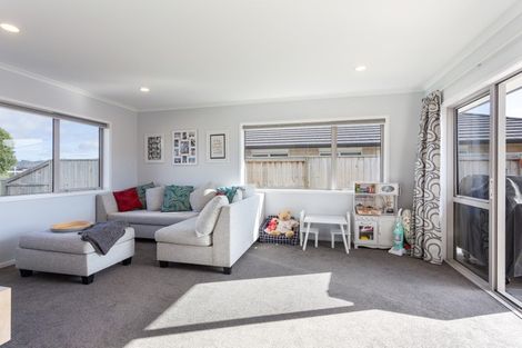 Photo of property in 149 The Boulevard, Papamoa Beach, Papamoa, 3118