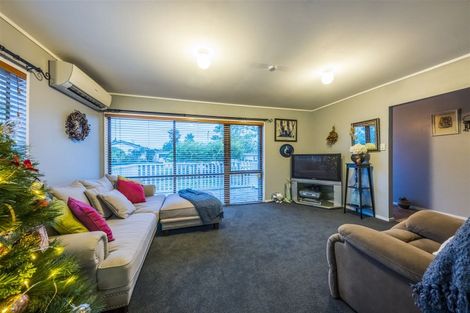 Photo of property in 9 Huber Street, Weymouth, Auckland, 2103