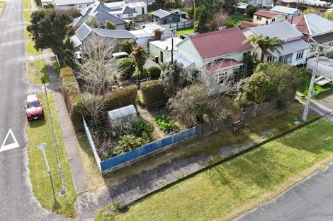 Photo of property in 47 Wakefield Street, Westport, 7825
