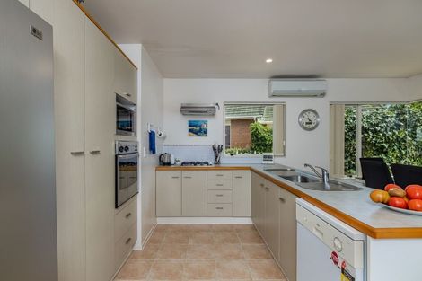 Photo of property in 20 Pohutukawa Drive, Cable Bay, 0420