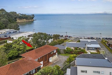 Photo of property in 2/30 Manly Esplanade, Browns Bay, Auckland, 0630