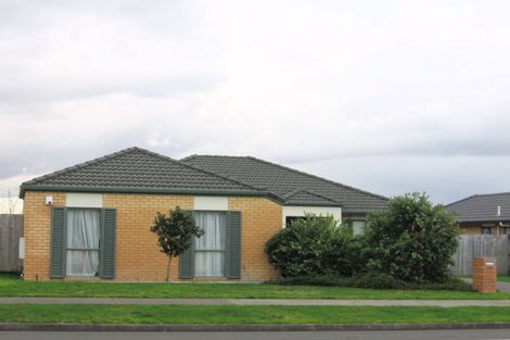 Photo of property in 203 Kilkenny Drive, East Tamaki Heights, Auckland, 2016