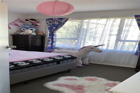 Photo of property in 51 Pinedale Place, Henderson, Auckland, 0610