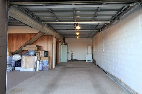 Photo of property in 15 Leven Street, South Hill, Oamaru, 9400