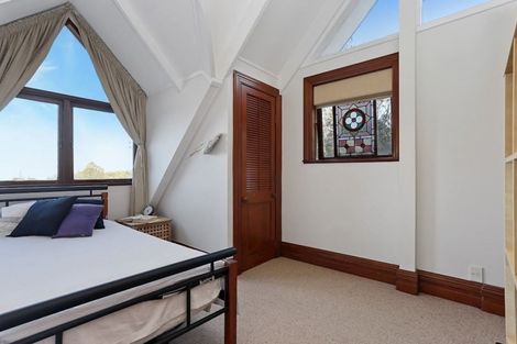 Photo of property in 552 Scenic Drive, Waiatarua, Auckland, 0612