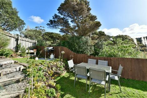 Photo of property in 1/28 Kestrel Heights, Arkles Bay, Whangaparaoa, 0932