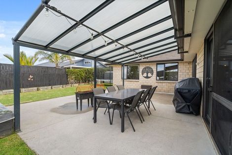 Photo of property in 3 Lakeside Terrace, Omokoroa, 3114
