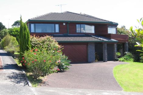 Photo of property in 100 Langana Avenue, Browns Bay, Auckland, 0630
