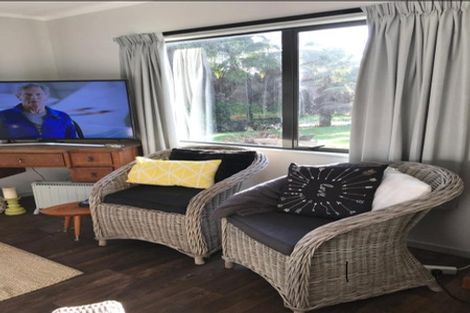 Photo of property in 195 Orere-matingarahi Road, Orere Point, Papakura, 2585