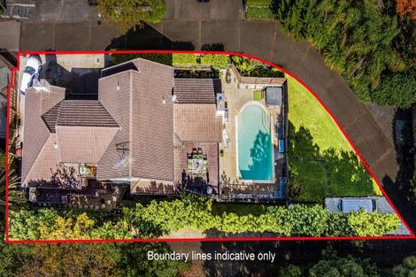 Photo of property in 5 Seymour Road, Mellons Bay, Auckland, 2014