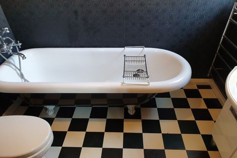 Photo of property in 196 Gloucester Street, Taradale, Napier, 4112