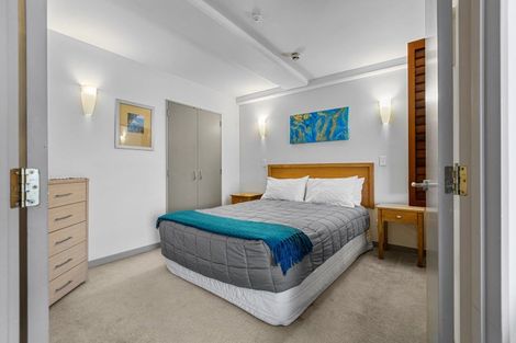 Photo of property in Anchorage Apartments, 221/36 Victoria Road, Mount Maunganui, 3116
