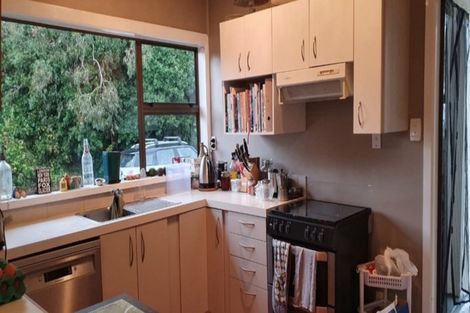 Photo of property in 28 Shakespeare Road, Bastia Hill, Whanganui, 4500