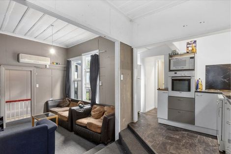 Photo of property in 132 Queen Street, North Dunedin, Dunedin, 9016