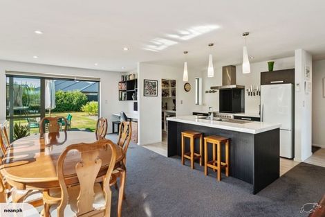 Photo of property in 28 Gosling Crescent, Halswell, Christchurch, 8025