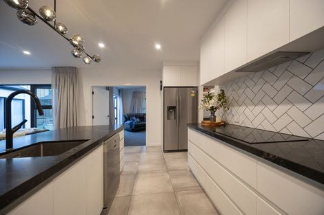 Photo of property in 7 Kanuka Drive, Hokowhitu, Palmerston North, 4410