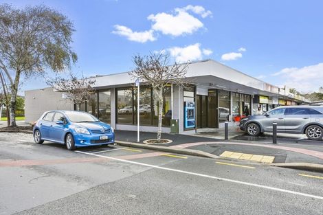 Photo of property in 1/320 Main Road, Tawa, Wellington, 5028