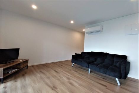 Photo of property in 2/45 Cessna Crescent, Mangere, Auckland, 2022