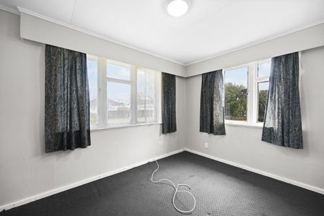 Photo of property in 63 Paul Crescent, Fairfield, Hamilton, 3214